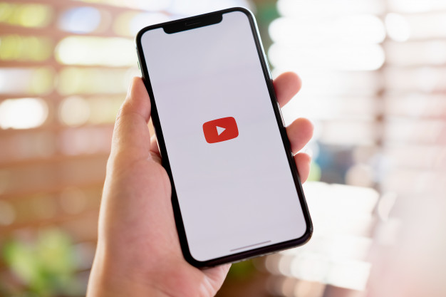 youtube-background-iphone
