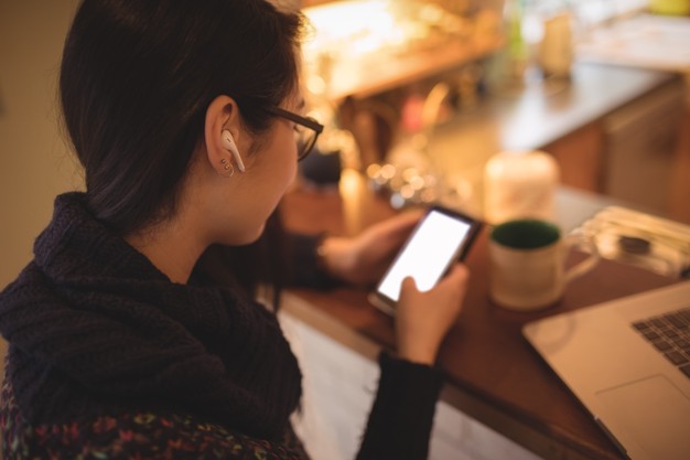 Come-collegare-AirPods-a-un-telefono-Android