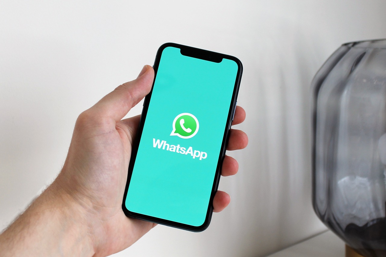 Superare-il-limite-di-inoltro-messaggi-WhatsApp